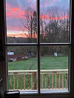 Haslemere - Cabin - Sleeps 2 - Parking - Garden
