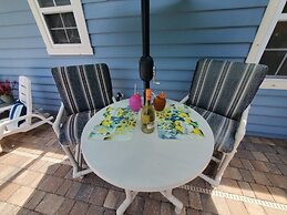 Beach Blossum 3 Bedroom Home