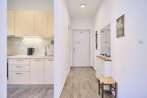 LAV Central Apartment by Litto