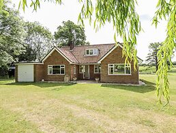 Lake View Cottage