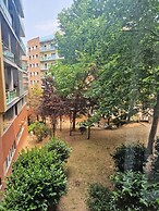 Modern Lisbon Apartment