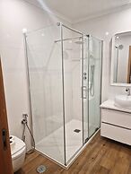 Modern Lisbon Apartment