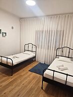 Modern Lisbon Apartment