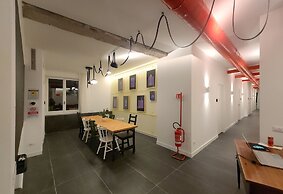 Prisma Rooms