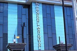 Marqueeland Hotel and suites