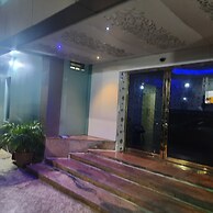 Marqueeland Hotel and suites