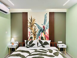 Alcove Stays
