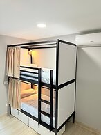Hostel Vam Torrejon