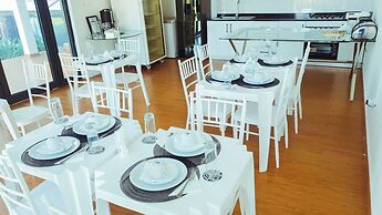 ARCRISTAL - PRESIDENTS VILLA