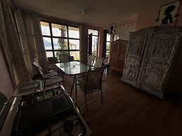 Hotel Hanna Suites