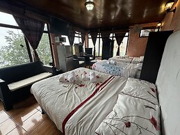 Hotel Hanna Suites