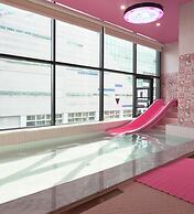 BUSAN ALMOND KIDS POOL VILLA NAMPO