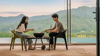 Gapyeong Nami Island Pet-friendly Spa Pe