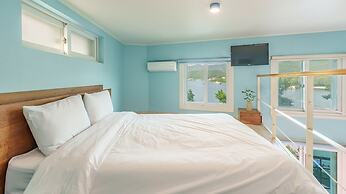 Gapyeong Nami Island Pet-friendly Spa Pe
