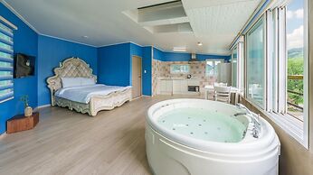 Gapyeong Nami Island Pet-friendly Spa Pe