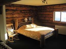 Smithers Driftwood Lodge