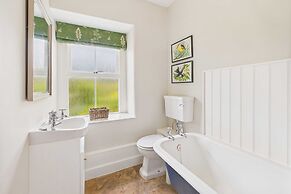 Host Stay Bell Cottage