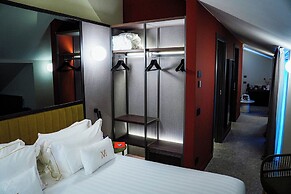 MÍMESIS 11 BOUTIQUE HOTEL