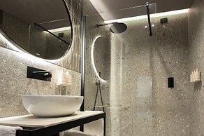 MIMESIS 11 - BOUTIQUE HOTEL - LAKE COMO