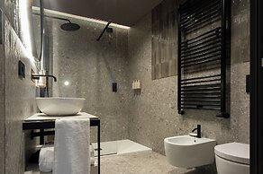 MIMESIS 11 - BOUTIQUE HOTEL - LAKE COMO