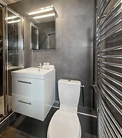 827 Barthélémy