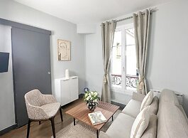 827 Barthélémy
