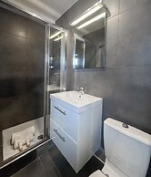 827 Barthélémy
