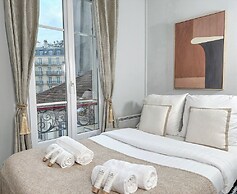 827 Barthélémy
