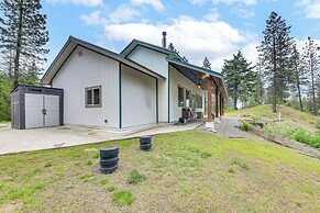 Rustic & Modern Home w/ Forest Views in Newport!
