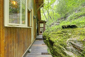 Waterfall Views - 'blue Ghost' Cabin in Cullowhee!