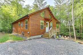 10 Mi to Main St Murphy: Cabin w/ Covered Deck!