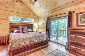 10 Mi to Main St Murphy: Cabin w/ Covered Deck!