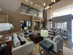 5BR Beachfront Luxury Condo