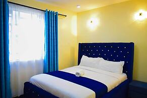 Lux Suites Fancy Getaway Apartments