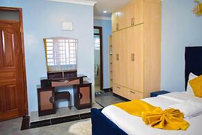 Lux Suites Fancy Getaway Apartments
