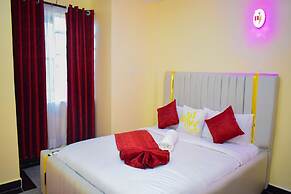 Lux Suites Fancy Getaway Apartments