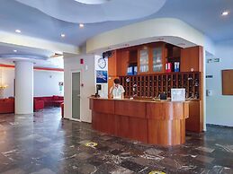 POPI STAR HOTEL