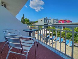 POPI STAR HOTEL