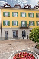 Arona Palace