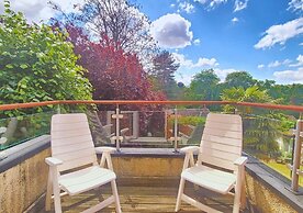 Stylish & Modern 2BR Flat