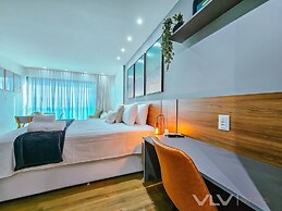 Art Studio by VLV Stays