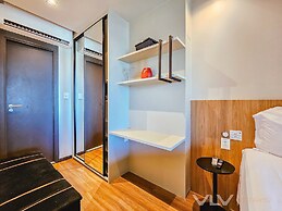 Art Studio by VLV Stays