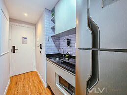 Art Studio by VLV Stays