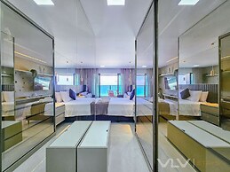 Art Studio by VLV Stays