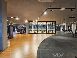 Art Studio by VLV Stays