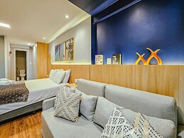 Art Studio by VLV Stays