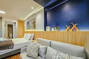Art Studio by VLV Stays