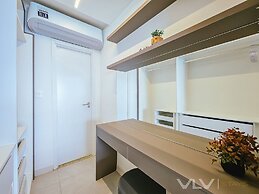Art Studio by VLV Stays