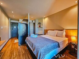 Art Studio by VLV Stays