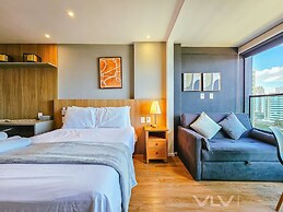 Art Studio by VLV Stays